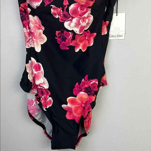 NEW Calvin Klein Full Coverage One Piece Swimsuit 14 Molded Cups Adjustable Bra
